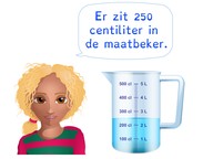 Aflezen van een maatbeker in centiliter