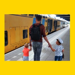Digi-doener: Met de trein