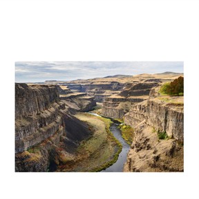 Volcanic landforms and geothermal activity